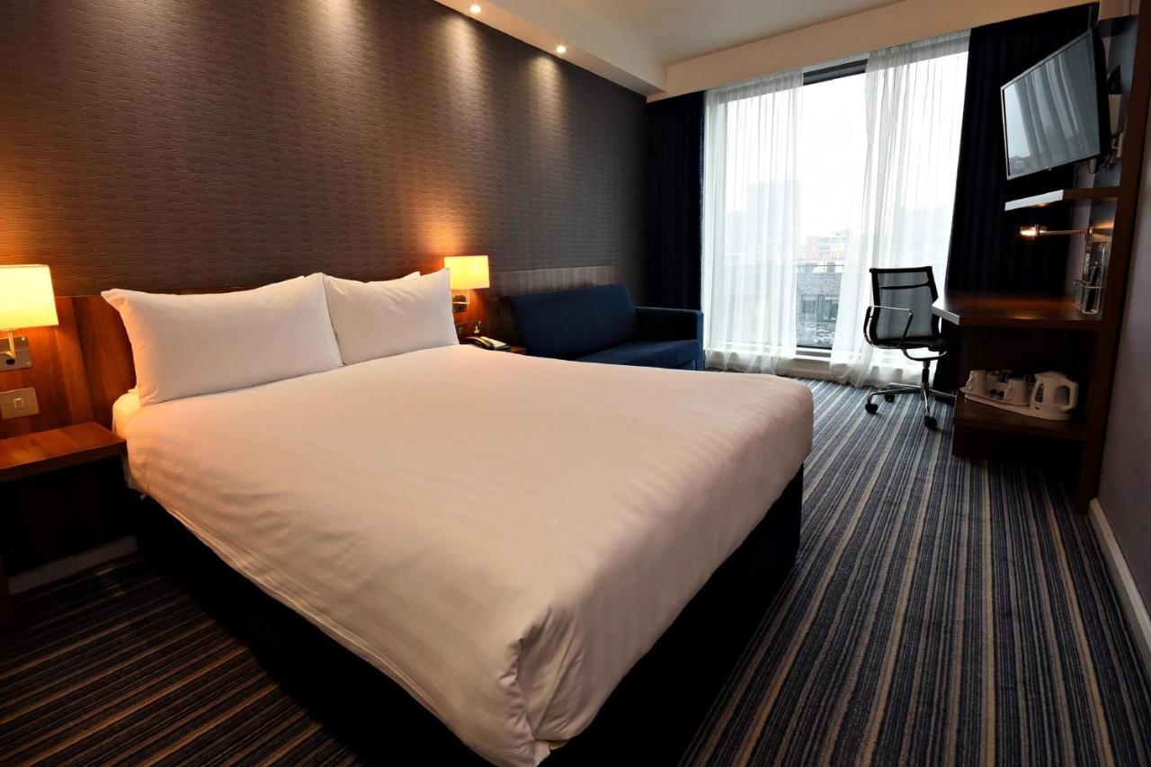 HOLIDAY INN EXPRESS CITY CENTRE ARENA MANCHESTER 3* (United Kingdom) - from  £ 58 | HOTELMIX